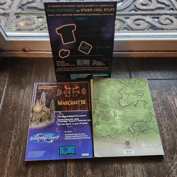 (2)WARCRAFT and STARCRAFT Guide Book